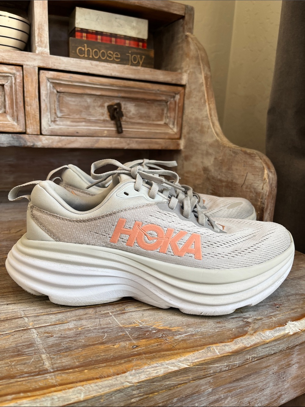🤍 Hoka One One Bondi 8 Running Shoes Size 6 Grey Silver Sneakers